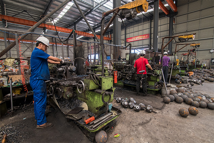 邛崃网架配件车间